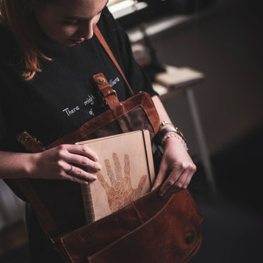 Тетрадка с дървени корици - Вашият мотив